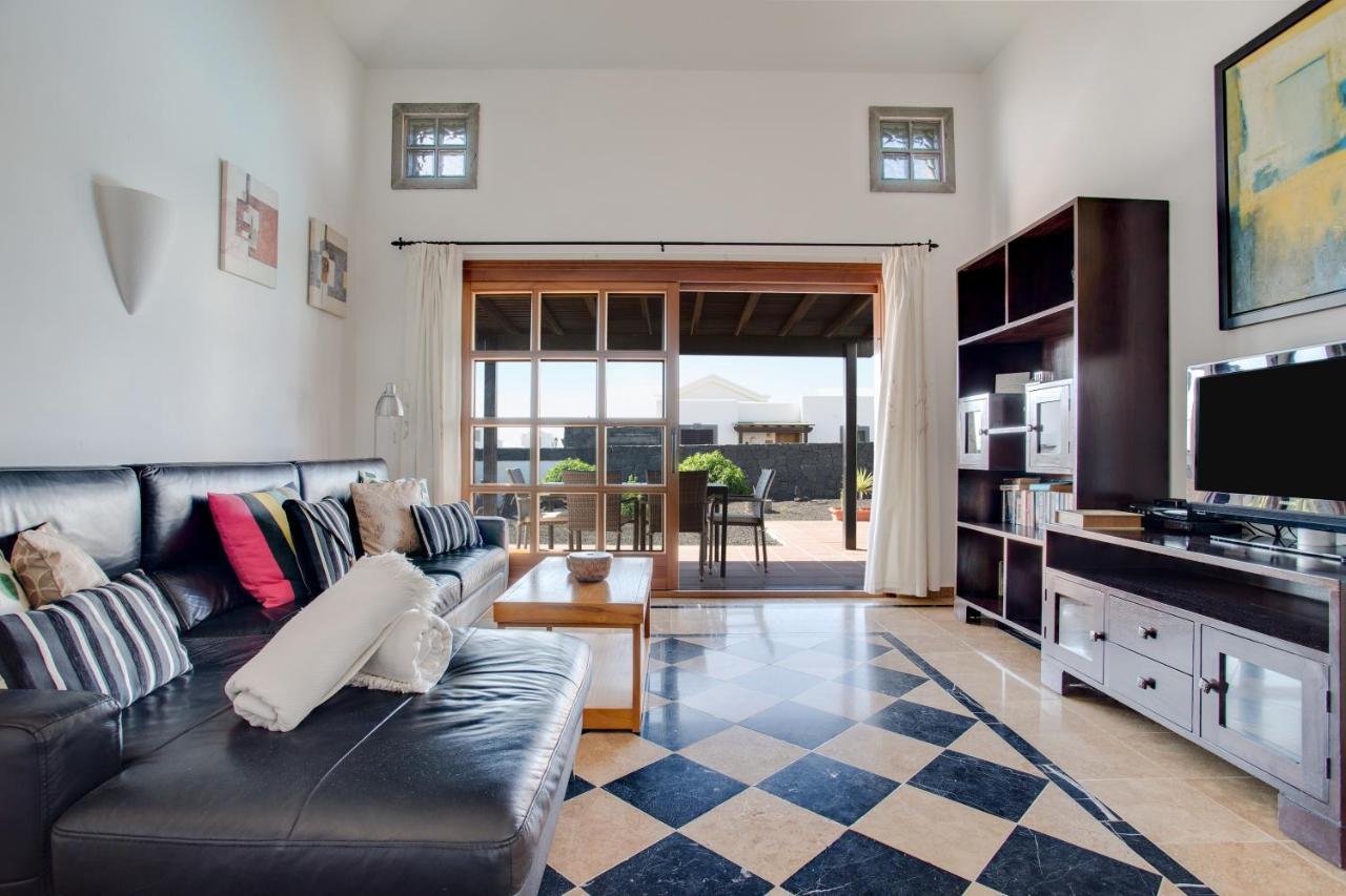 Casa Violeta Villa Playa Blanca  Buitenkant foto
