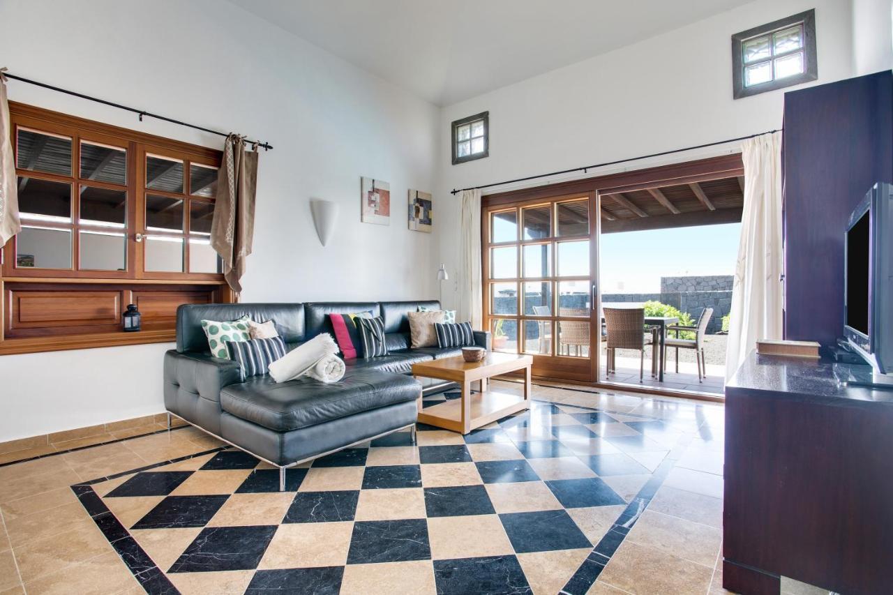 Casa Violeta Villa Playa Blanca  Buitenkant foto